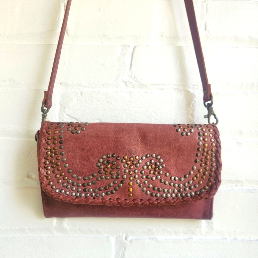 Idyllwind Bag By Miranda Lambert Studded Mauve Leather Crossbody Purse